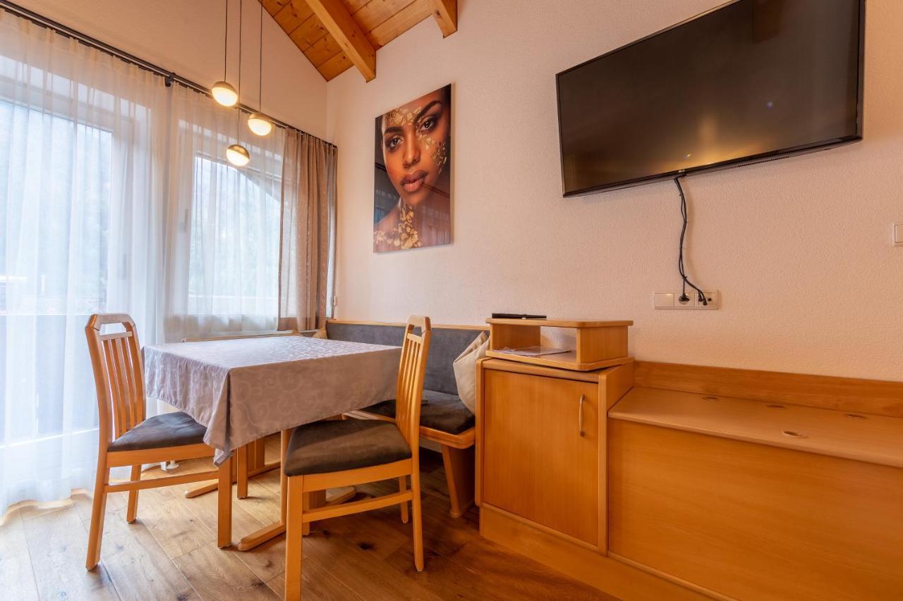 Alpengruss Apartamento San Candido Exterior foto
